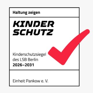 🎉 Ausgezeichnet für gelebten Kinderschutz! 🎉
Wir freuen uns sehr: Einheit Pankow e.V. hat das Kinderschutzsiegel erhalten. 🏅
Diese Auszeichnung bestätigt unser Engagement für ein sicheres, respektvolles und vertrauensvolles Umfeld für Kinder und Jugendliche. Ein großes Dankeschön an alle Trainer*innen, Ehrenamtlichen, Mitglieder und Unterstützerinnen, die dazu beitragen, dass Kinderschutz bei uns aktiv gelebt wird.
Gemeinsam setzen wir ein starkes Zeichen für den Schutz und das Wohl unserer Kinder. 💙
#EinheitPankow #Kinderschutz #Kinderschutzsiegel #Vereinsleben #SportFürAlle GemeinsamStark